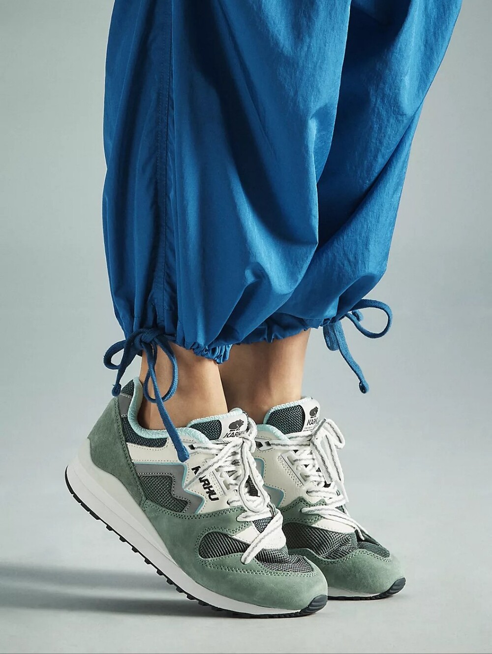 Anthropologie Karhu Synchron Classic Sneakers W8 M6.5 NWOT Ice Blue Gray Unisex